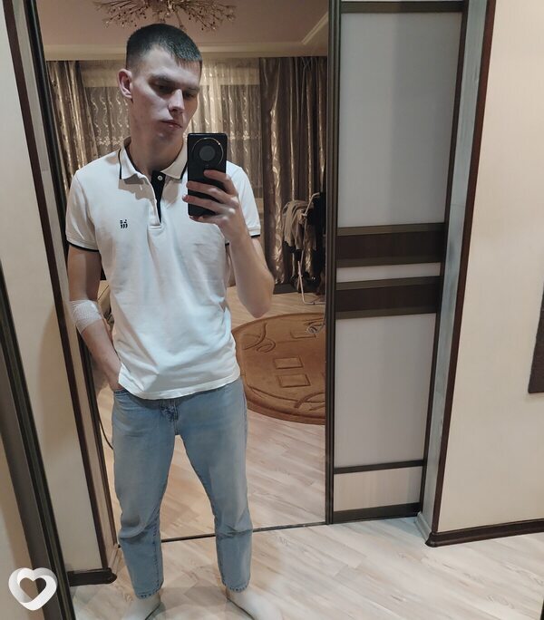 Артем, 23, Полоцке — анкета №1686096