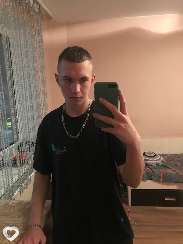 Даня, 19, Барановичах — анкета №1687682