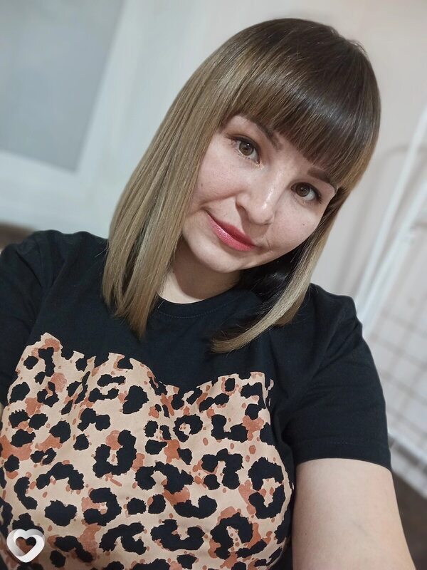 Елена, 28, Абакане — анкета №1688167