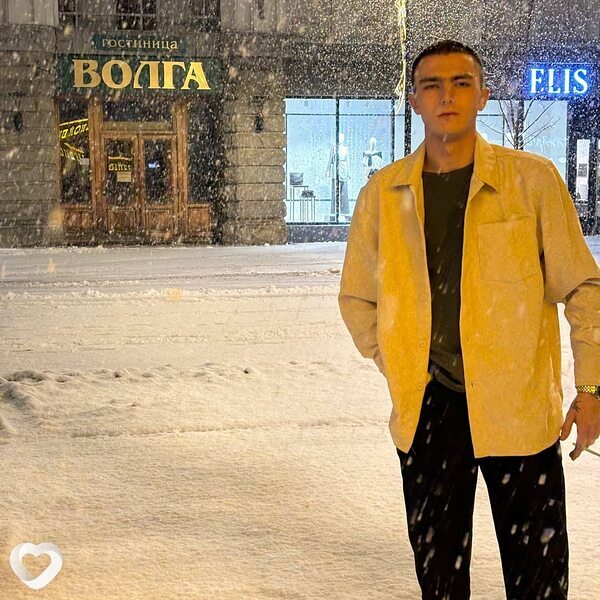 Андрей, 21, Саратове — анкета №1689167