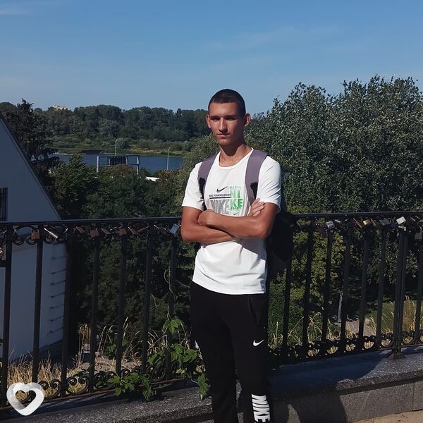 Саша, Варшава