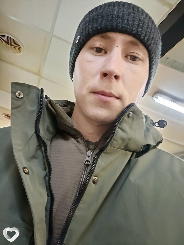 Евгений, 28, Харцызске — анкета №1691200