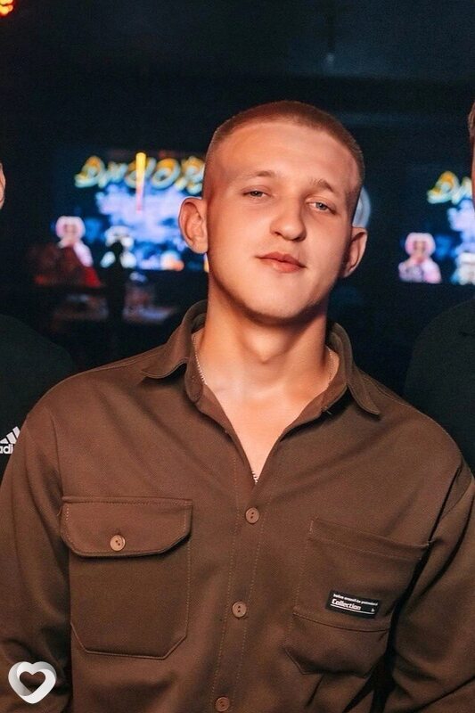 Алексей, 21, Севастополе — анкета №1691560