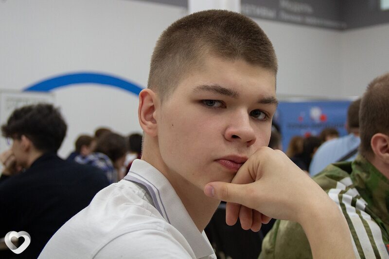 Иван, 19, Таганроге — анкета №1691717