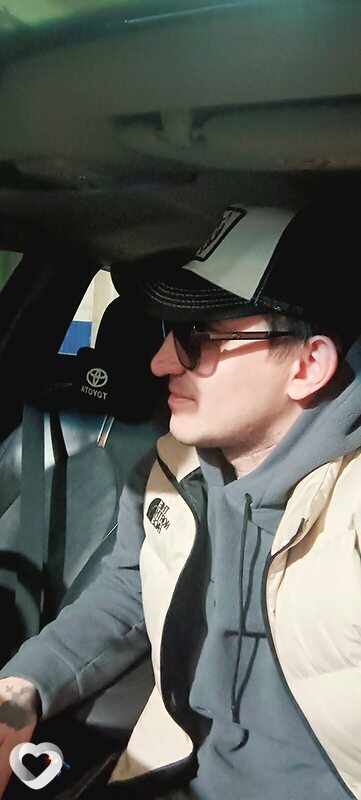 Иван, 31, Тюмени — анкета №1692373