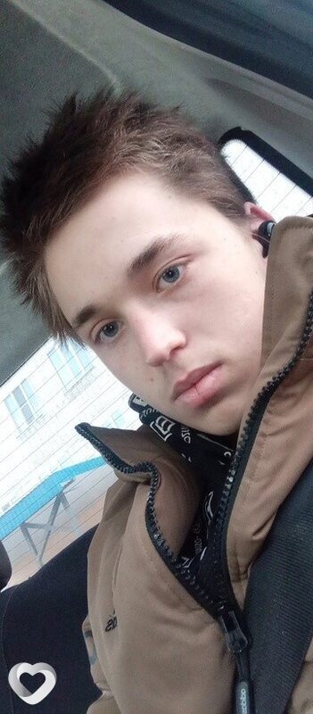 Дима, 19, Алапаевске — анкета №1692378