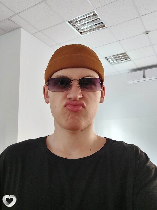 Илья, 21, Москве — анкета №1693335