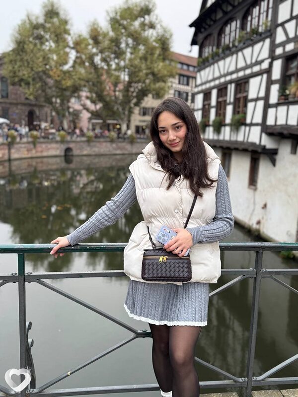 Карина, 27, Новороссийске — анкета №1693937