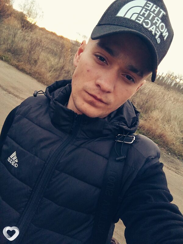 Антон, 24, Комсомольске-на-Амуре — анкета №1694269
