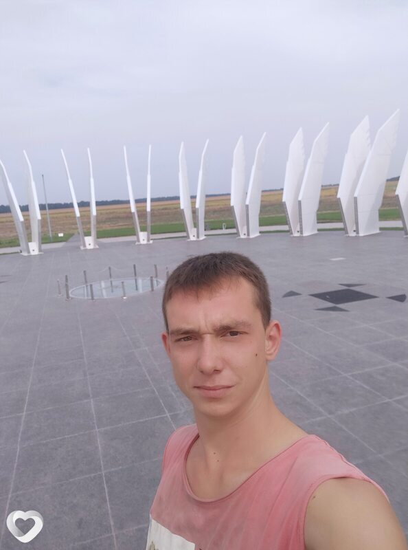 Виталя, 25, Черкассах — анкета №1694372
