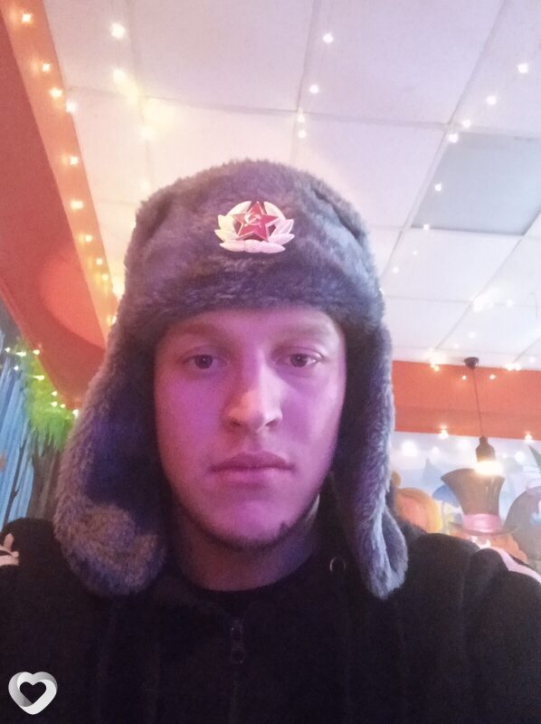 Максим, 25, Саратове — анкета №1695100