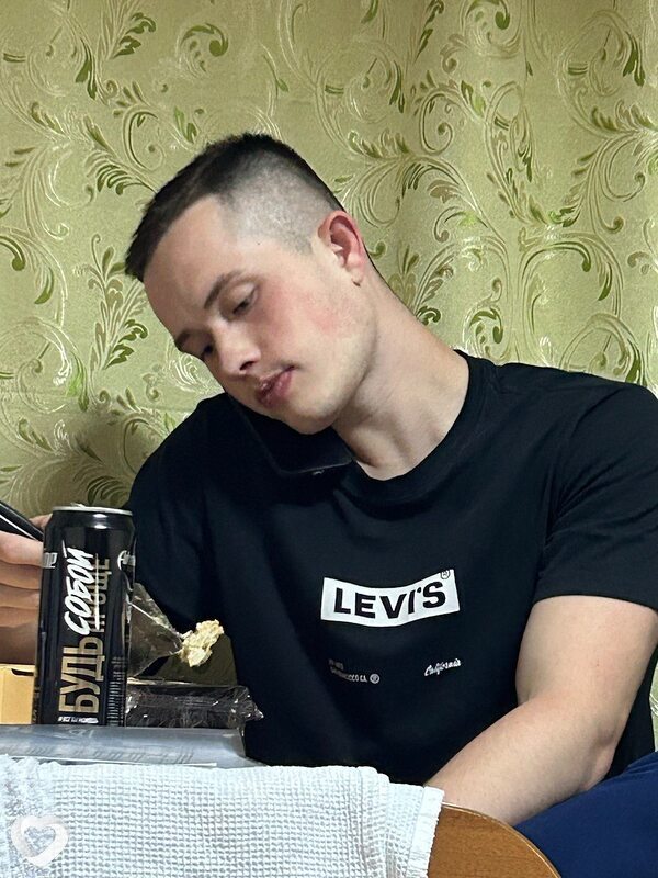 Дима, 25, Москве — анкета №1695205