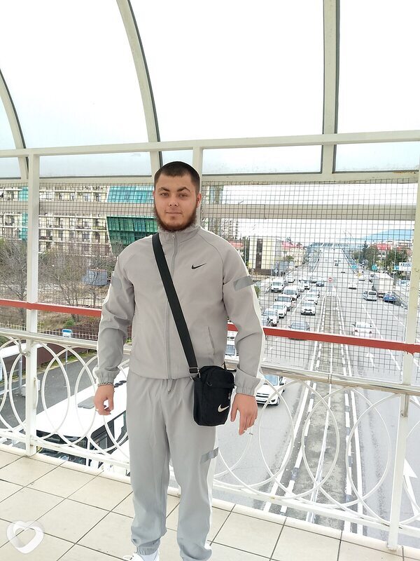Максим, 25, Сочи — анкета №1695223