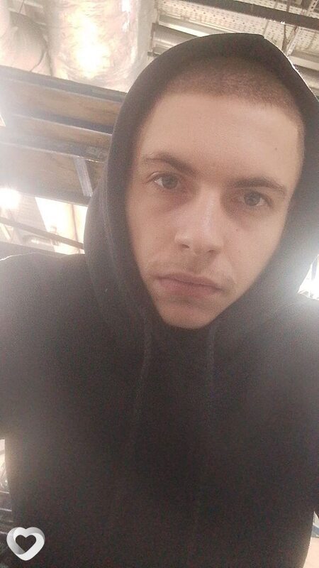 Миша, 22, Химках — анкета №1695611