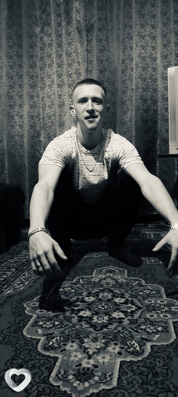 Иван, 24, Омске — анкета №1696303