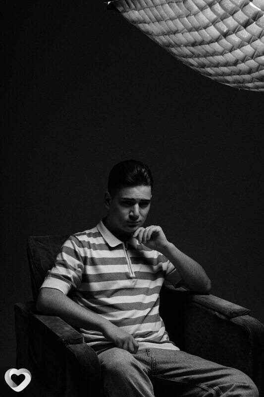 Erik, 20, Ереван — анкета №1696365