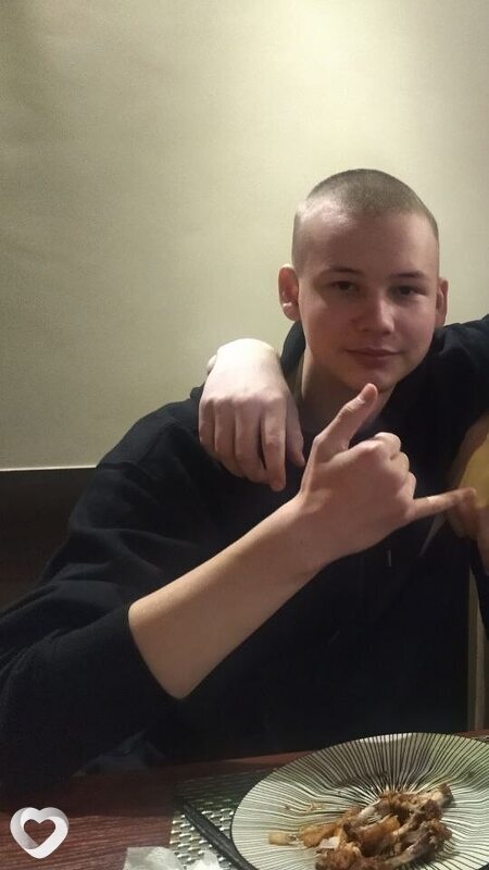Владимир, 22, Белогорске — анкета №1696849