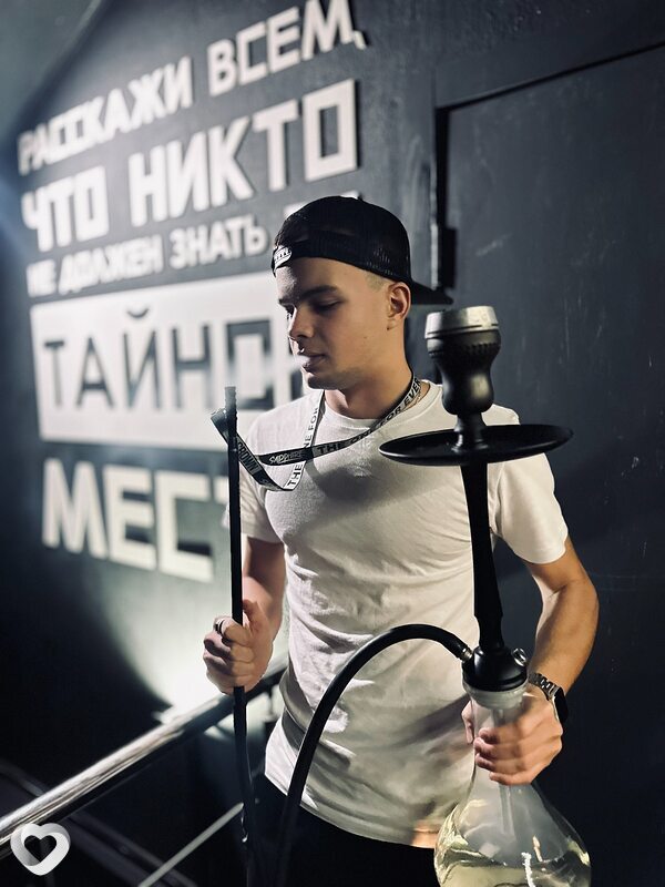 Артем, 23, Краснодаре — анкета №1697084