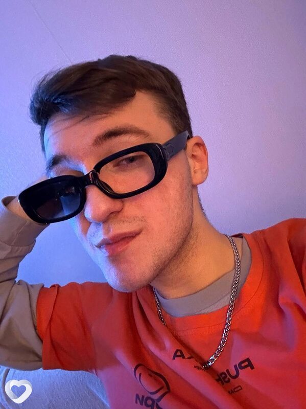 Глеб, 22, Туле — анкета №1697095