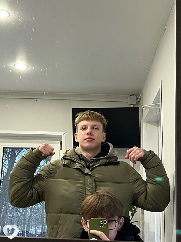 Вова, 20, Гродно — анкета №1697312