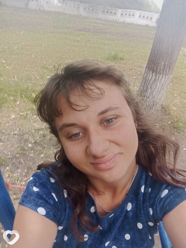 Анна, 21, Москве — анкета №1697986