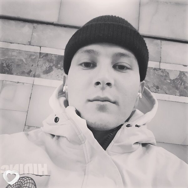 Лев, 28, Москве — анкета №1698146