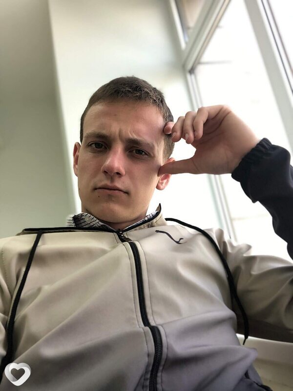 Максим, 25, Буденновске — анкета №1698392