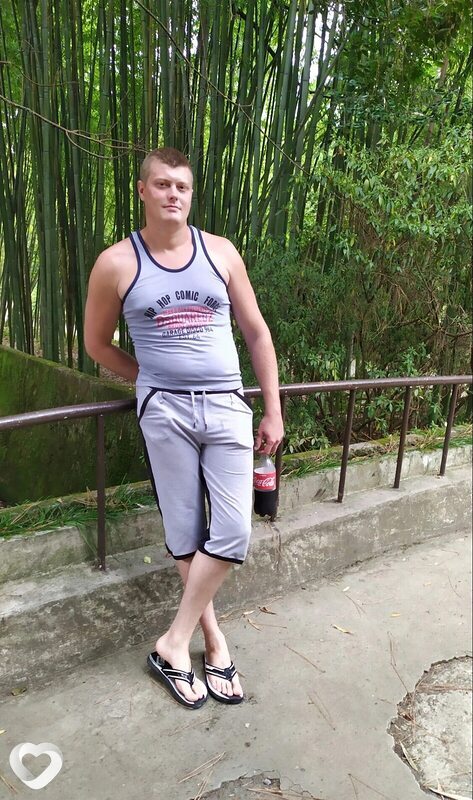 Эдуард, 34, Стаханове — анкета №1698961