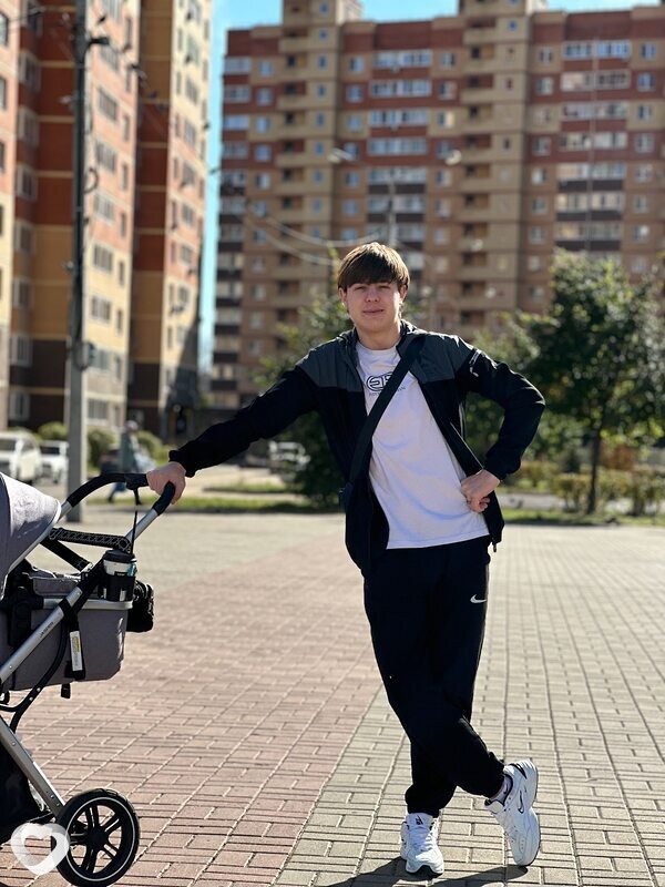 Виталий, 20, Балашихе — анкета №1699395