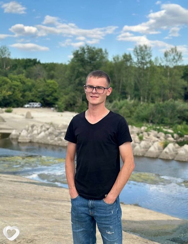 Евгений, 28, Саратове — анкета №1700121