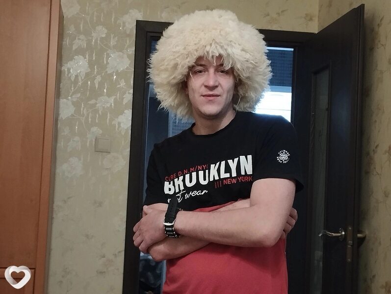 Валентин, 28, Москве — анкета №1702321
