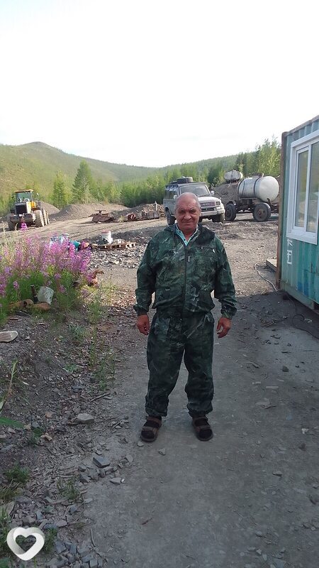 Павел, Магадан