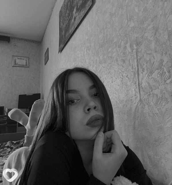 Аня, 23, Санкт-Петербурге — анкета №1702046