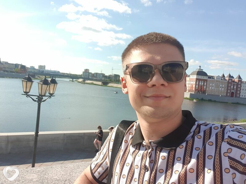 Александр, 22, Москве — анкета №1702192