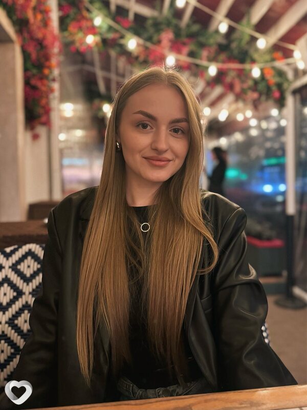 Дарья, 23, Ростове-на-Дону — анкета №1702573