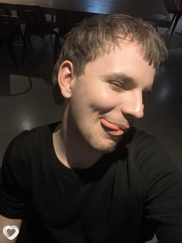 Владик, 21, Минске — анкета №1702696