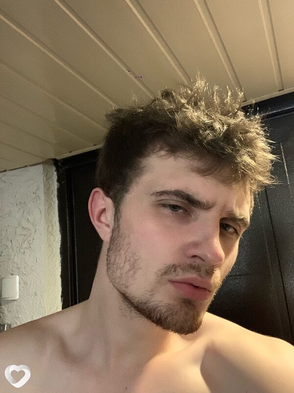 Виталик, 24, Иванове — анкета №1702657