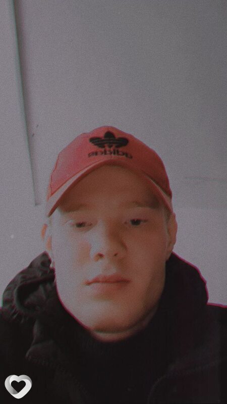 Максим, 21, Абакане — анкета №1704198