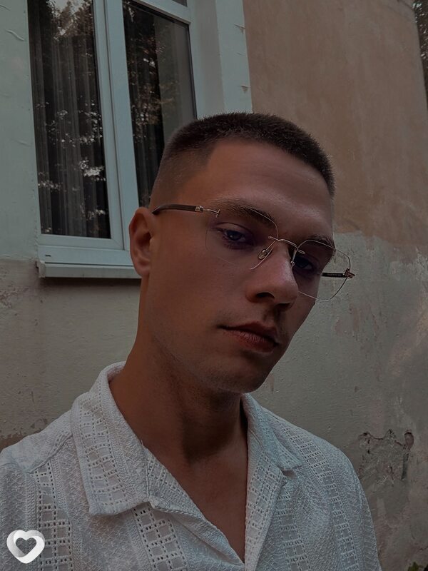 Александр, 24, Калининграде — анкета №1704055