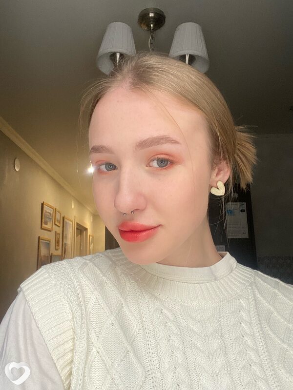 Анна, 23, Калуге — анкета №1704221