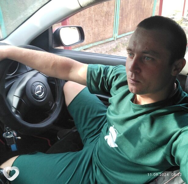 Дмитрий, 32, Енакиеве — анкета №1704297