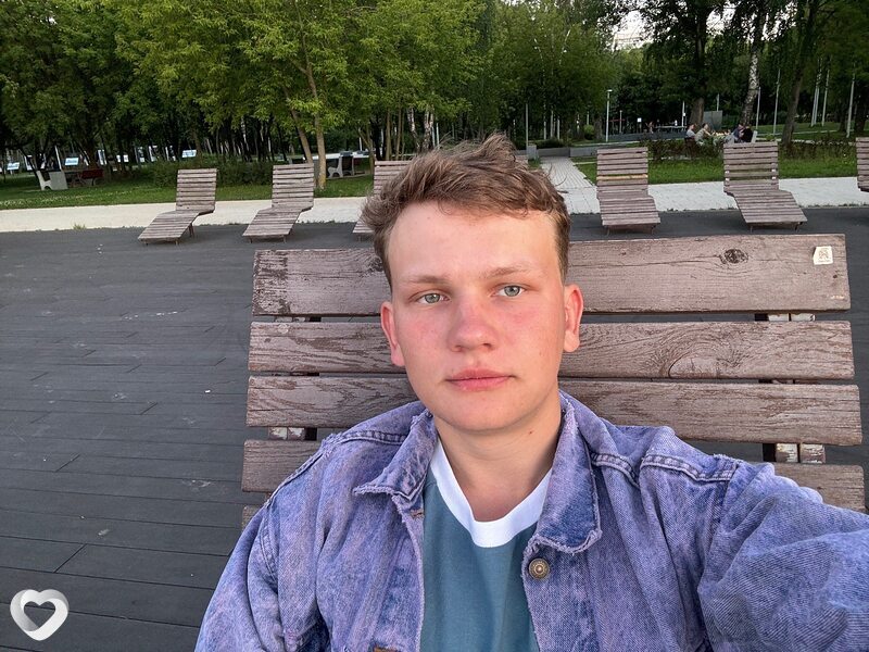 Артём, 24, Пинске — анкета №1704568