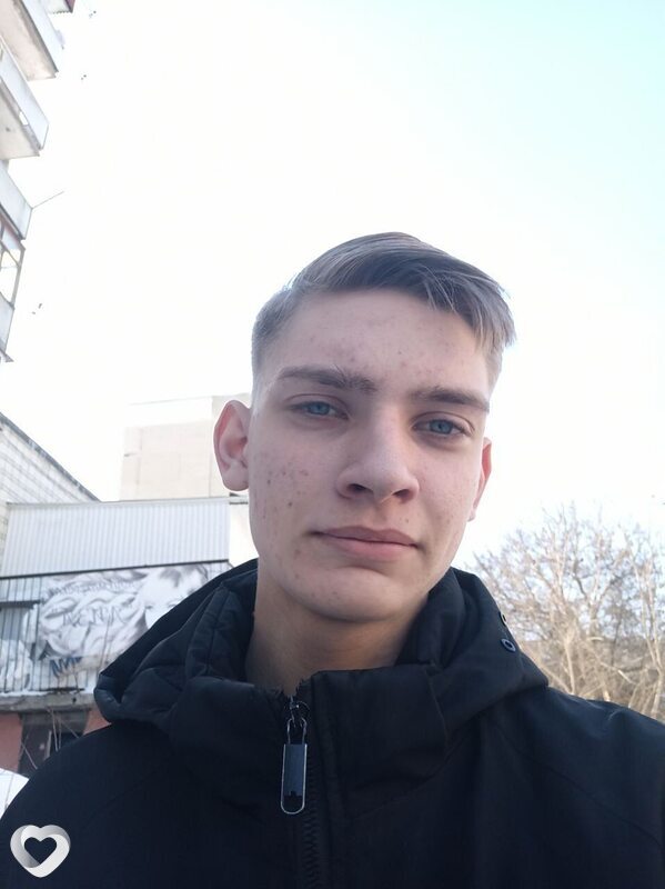Алексей, 20, Новосибирске — анкета №1705547