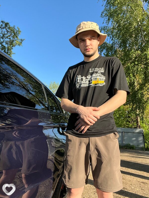 Иван, 20, Москве — анкета №1705471
