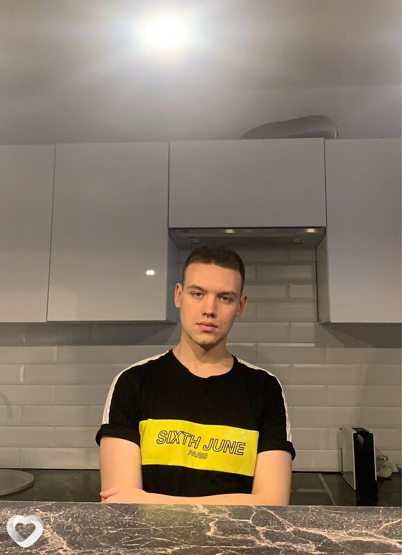 Александр, 23, Москве — анкета №1705237