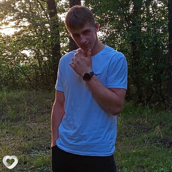 Илья, 20, Могилев — анкета №1705927