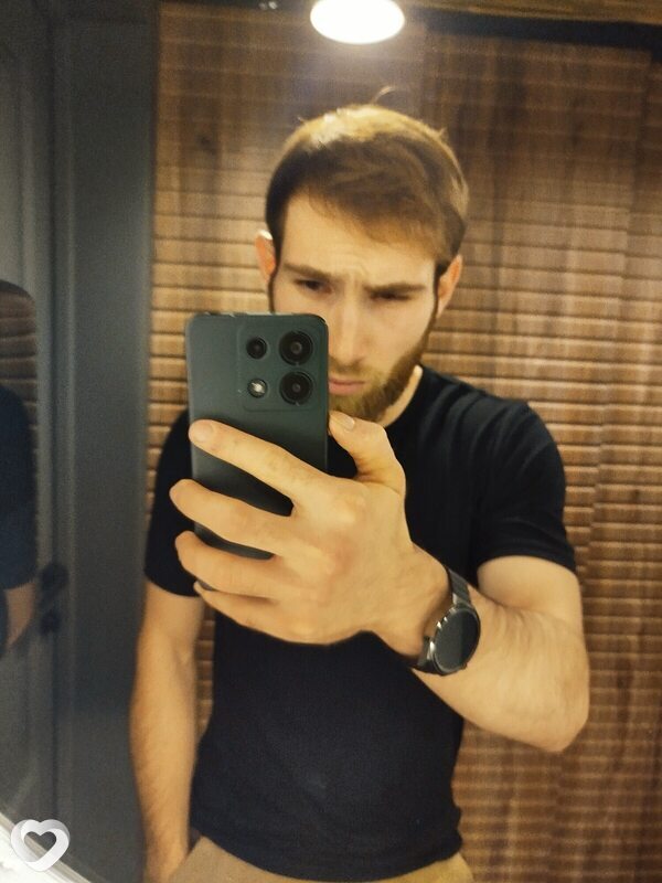 Алик, 28, Пятигорске — анкета №1706499