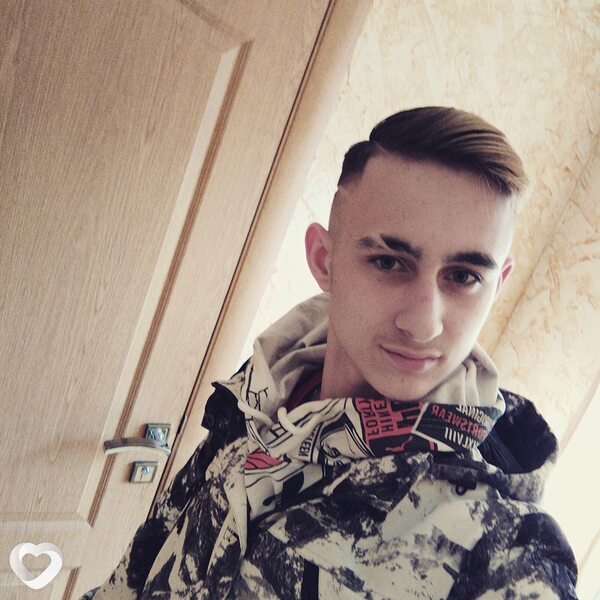 Даниил, 21, Бресте — анкета №1707429