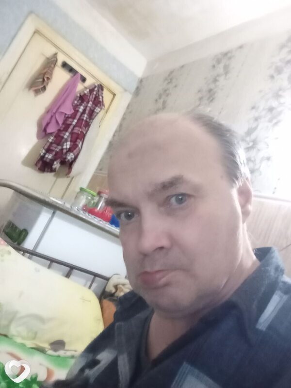 Вахоб, Алмалык