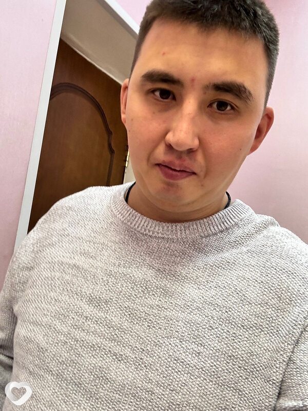 Илья, 28, Адлер — анкета №1707250